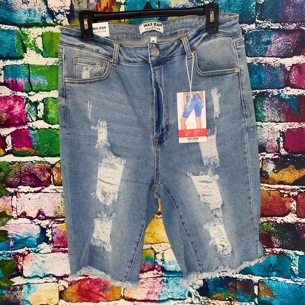 *PLUS SIZE* SHORTS!